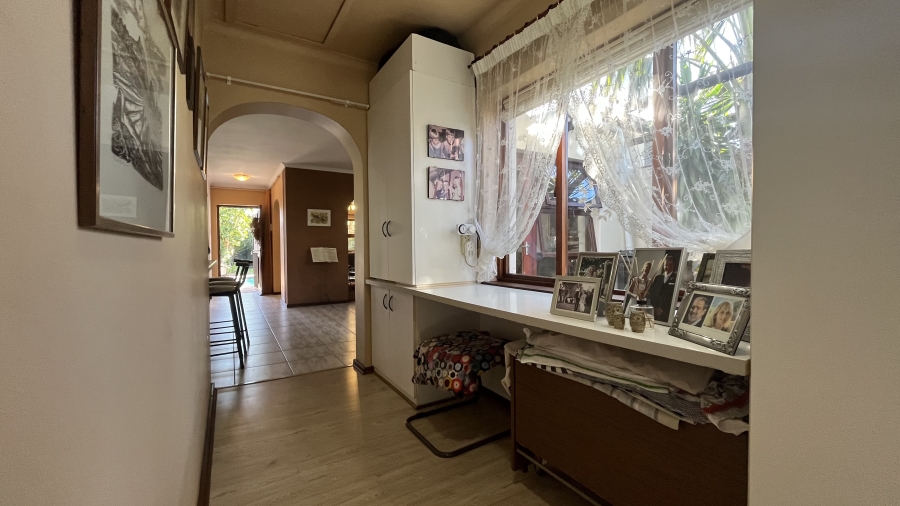 3 Bedroom Property for Sale in Table View Western Cape